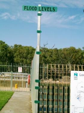 Flood Levels am Lock 10, Fluutmarken bei Schleuse 10 am Murray River