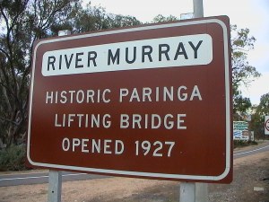 Paringa Bruecke Schild