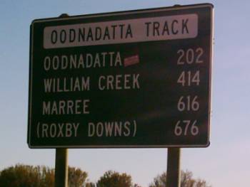 Wegweiser nach OOdnadatta