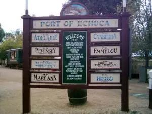 Eingang zum Hafen in Echuca