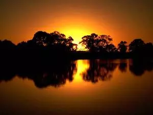 Sonnenuntergang auf dem Murray bei Lake Carlot