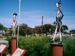 skurrile Figuren am Flinders Lookout in Whyalla 